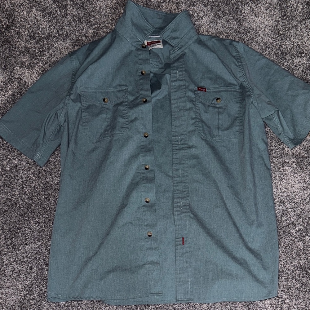 Wrangler Button-Up Short Sleeve Shirt